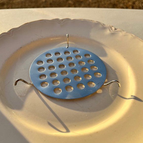 NIB Vintage Silverplated Lotus Shaped 3 Candle Flower Holder - Picture 9 of 9